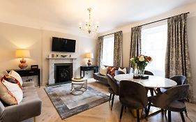 Righ Properties - Luxurious City Centre Three Bedroom Apartment