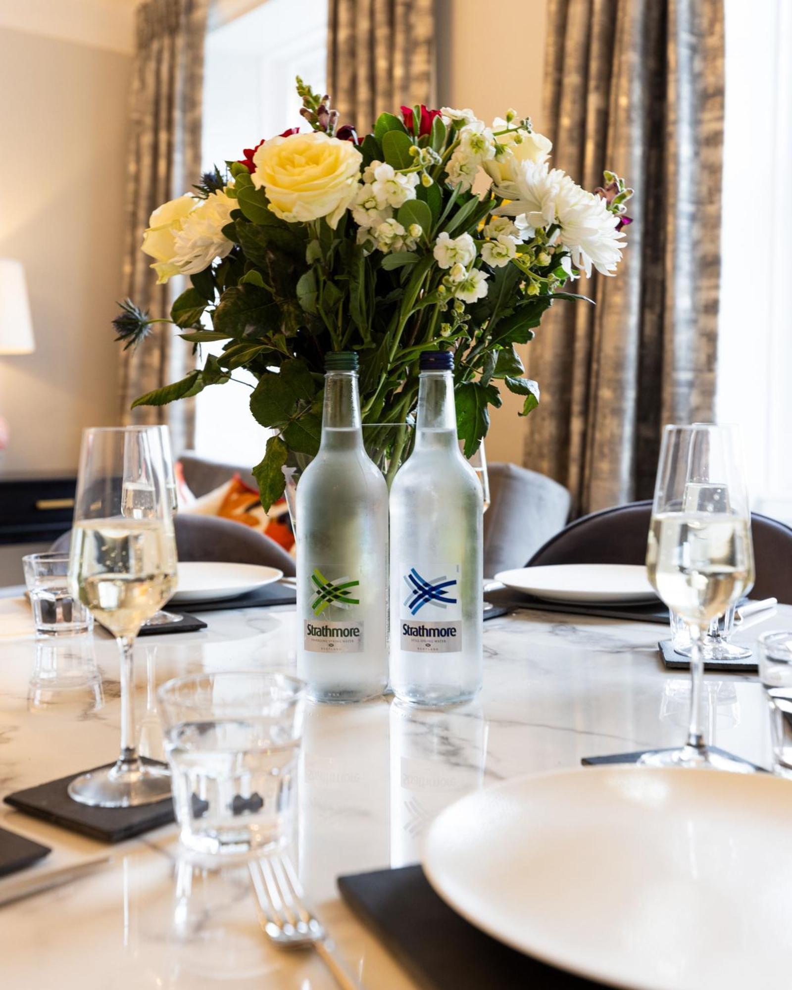 Righ Properties - Luxurious City Centre Three Bedroom Apartment EDI Exterior photo